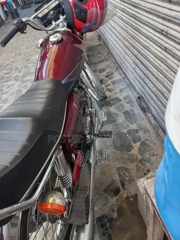 Honda CG 125 Motorcycle - 2020 Model Commuter Bike