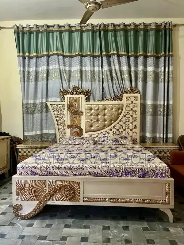 Luxury Wooden Bed with Mattress and Glass-Top Side Table