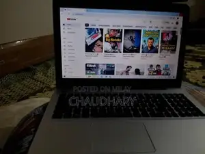 Asus F555U Core i7 6th Gen Laptop with 8GB RAM