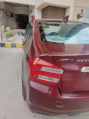 Honda City 1.5 Aspire Sedan