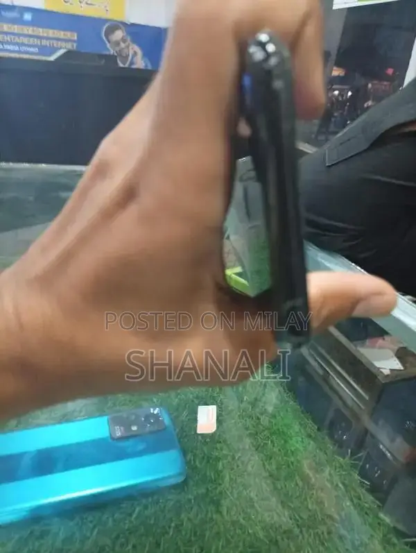 Honor 8X Smartphone 4GB RAM 128GB Storage Excellent Condition