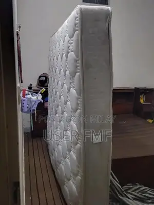 Photo - Diamond Oasis Dolce Vita Mattress - Pristine Condition