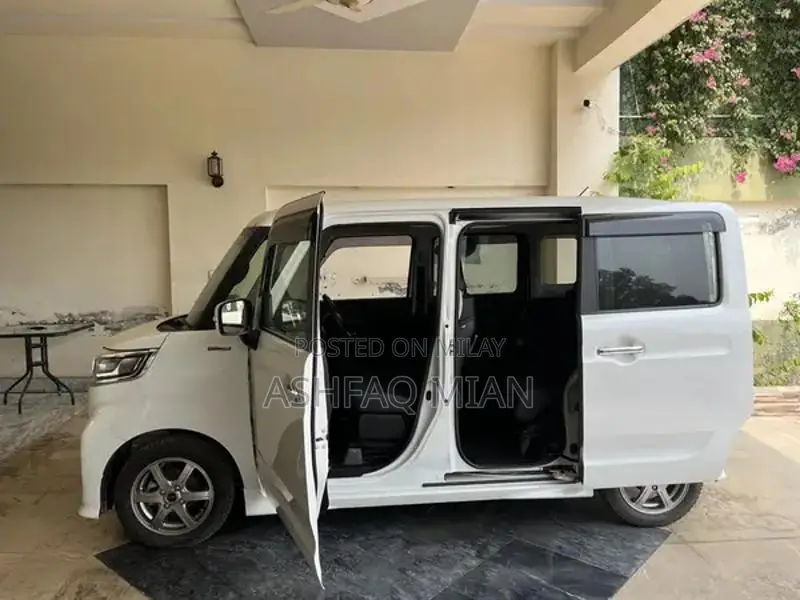 Suzuki Spacia for Sale