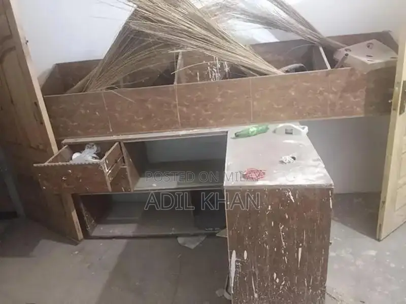 L-Shaped Counter with Storage Rack Set