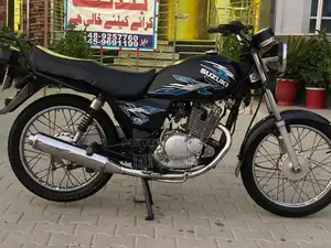 Suzuki GS 150cc Motorcycle - Long Distance Touring Bike