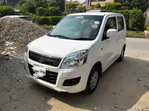 Photo - I am selling Suzuki wagnor r 2021