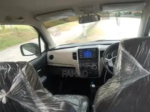 I am selling Suzuki wagnor r 2021