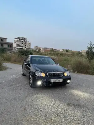 Photo - Mercedes Benz C180 Sedan - 2002 Model Imported in 2006