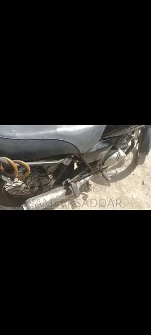 Suzuki GS 150 Motorcycle - Self Start, Good Condition