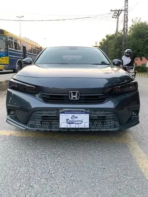 Photo - Honda Civic 2022 Sedan B2B Genuine Low Mileage Vehicle