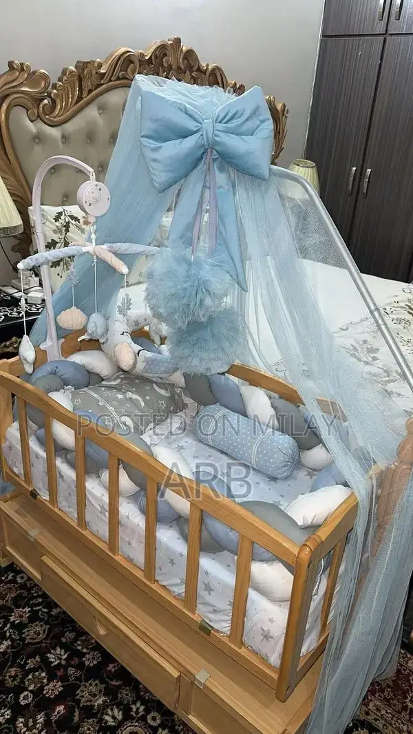 Sturdy Baby Cot for Infant Nursery - Complete Bedding Solution