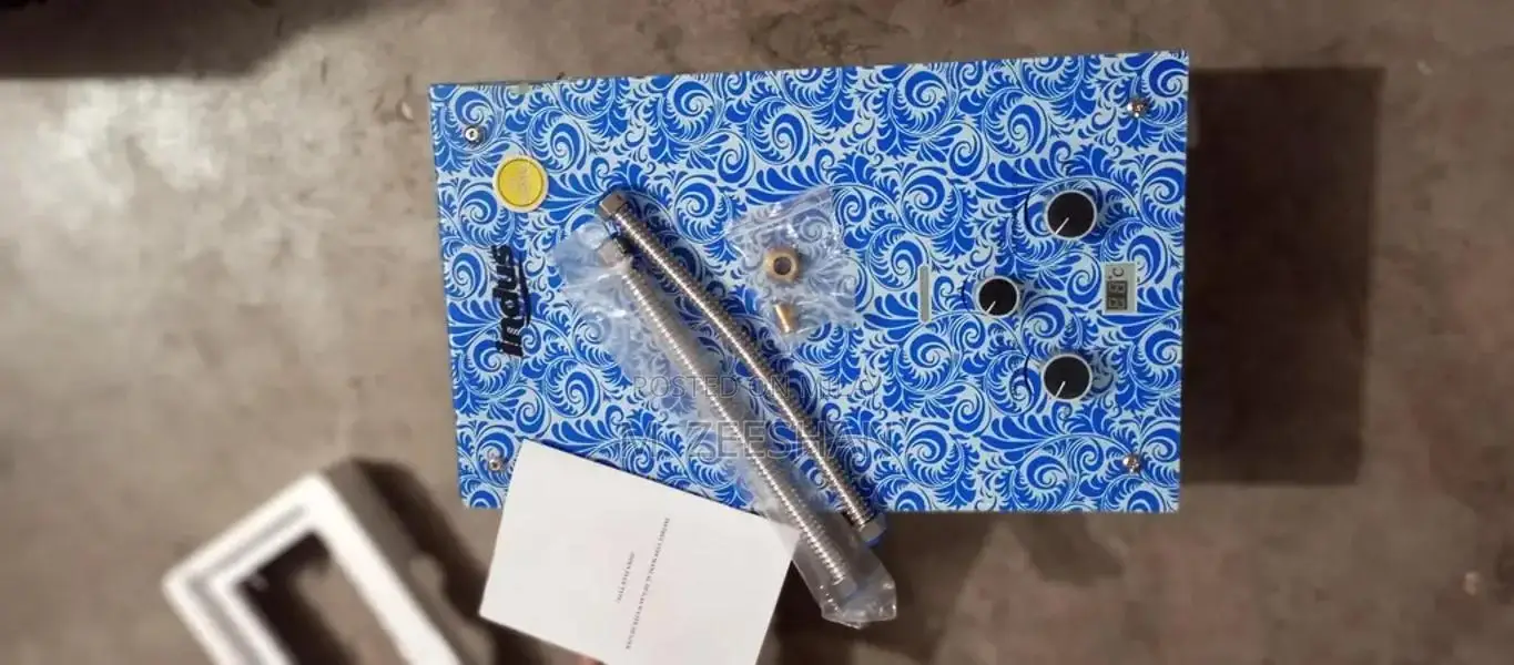 Gass Stand Humidifier with Multiple Features