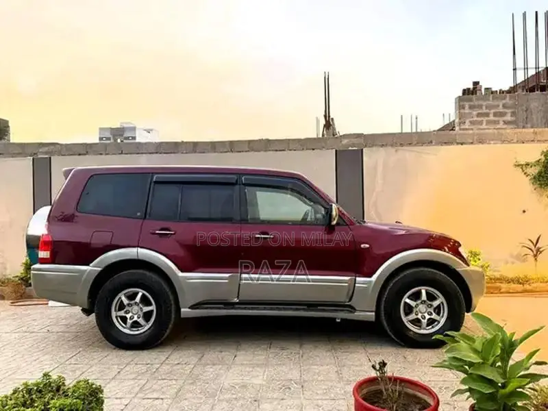 Mitsubishi Pajero 3.5L Petrol Special Edition 4x4 SUV