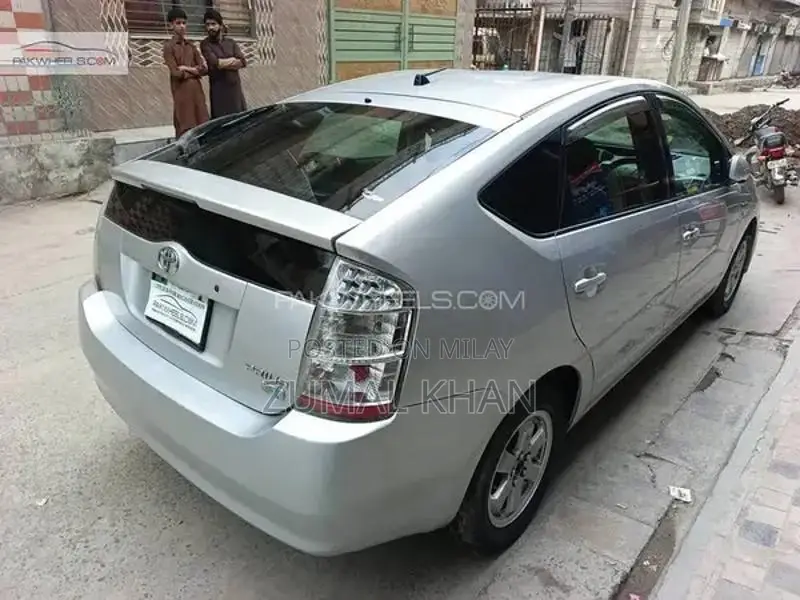 Toyota Prius Hybrid Sedan 2007-2013 Model