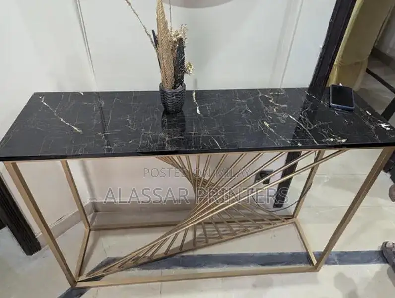 Decorative Home Accent Set: Table Mirror with Stand