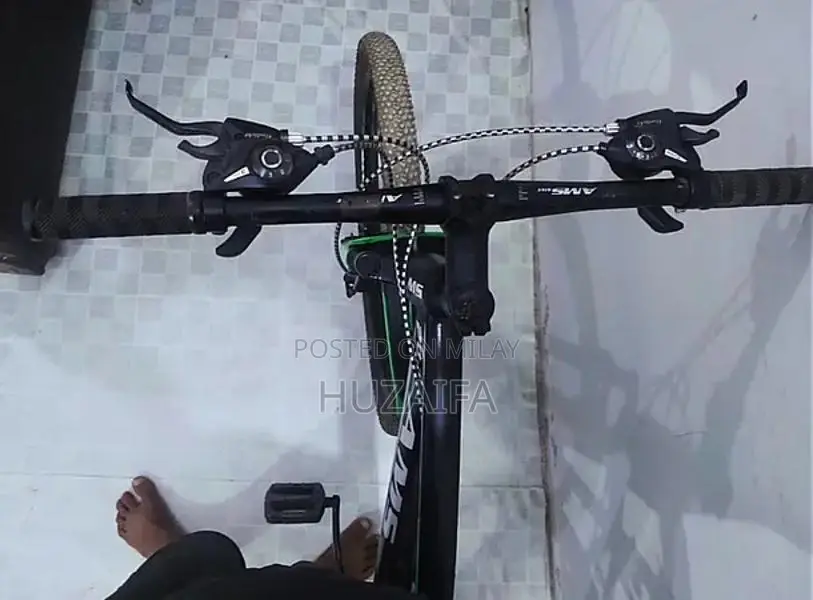 MS RUX Mountain Bike with Disc Brakes and Front Suspension