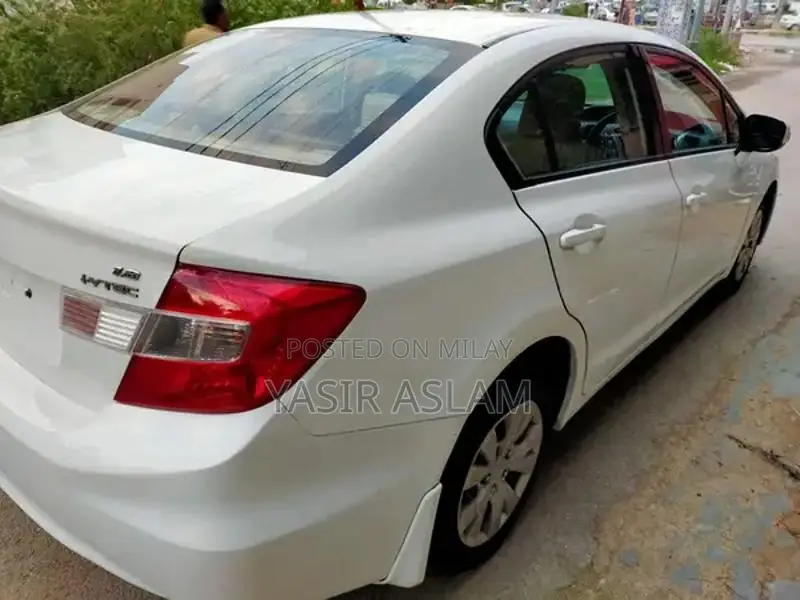 2014 Honda Civic VTI Promatic Sedan with Navigation