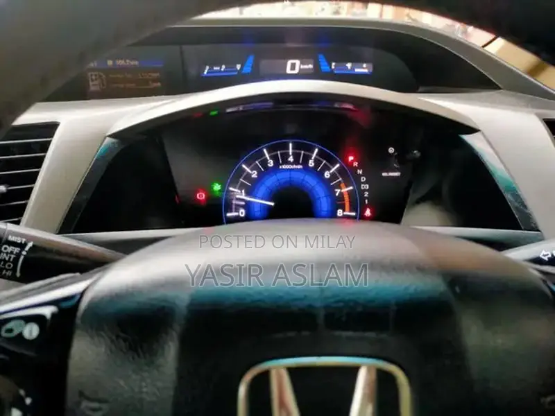 2014 Honda Civic VTI Promatic Sedan with Navigation