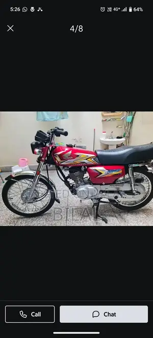 Photo - Honda 125cc Motorcycle - Low Mileage Urban Commuter Bike