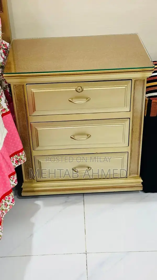 Sheesham Wooden Bedroom Set with Side Tables and Dressing Table