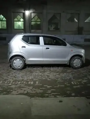 Suzuki Alto: Compact Family Hatchback with Excellent Fuel Efficiency