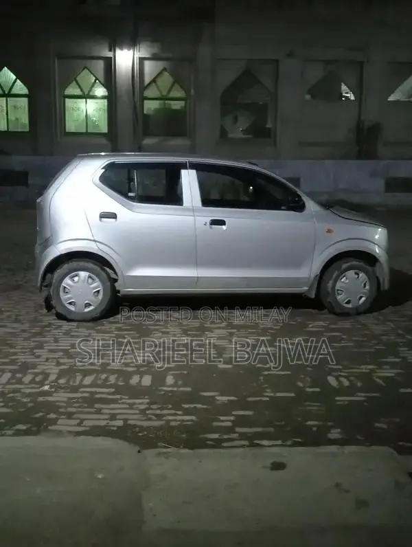 Suzuki Alto: Compact Family Hatchback with Excellent Fuel Efficiency