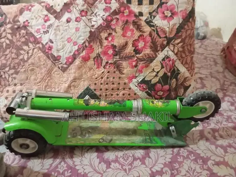 Kids Metal Scooter for 7-8 Year Old Children