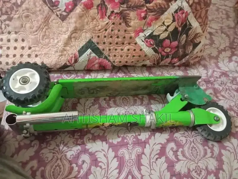 Kids Metal Scooter for 7-8 Year Old Children