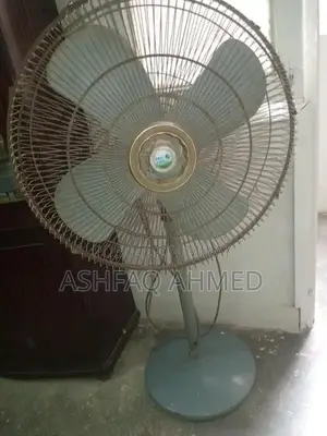 Photo - pedestal fan