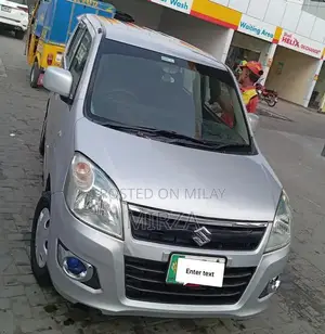 Photo - 2018 Wagnaar VXL Sedan Automatic Vehicle