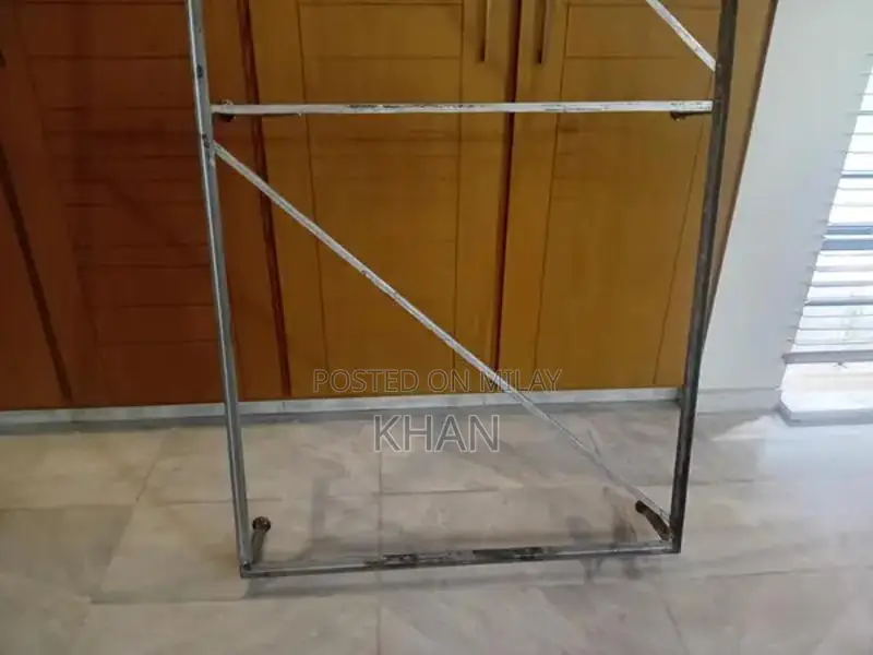 Steel truck or steel paiti stand