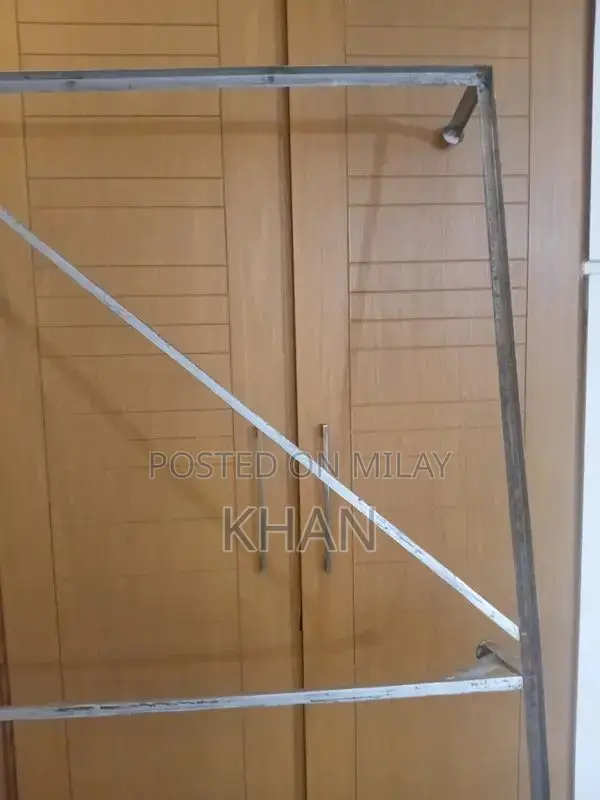 Steel truck or steel paiti stand