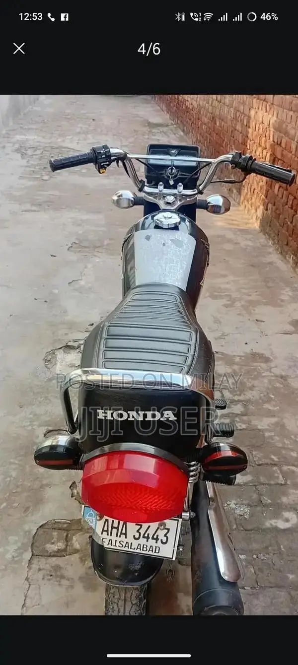 Honda 125cc Motorcycle - Black, 2021 Model