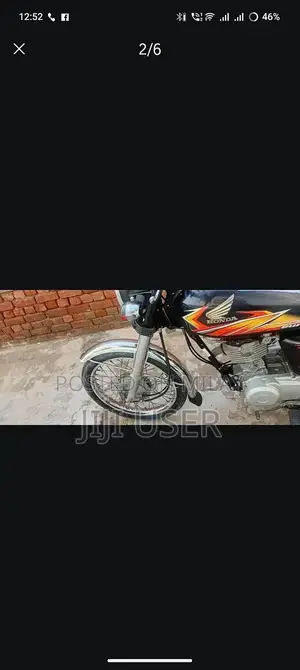 Honda 125cc Motorcycle - Black, 2021 Model