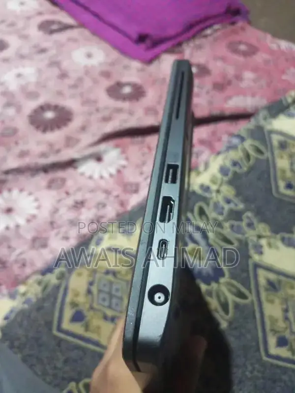 Dell Laptop Core i5 8th Gen 8GB RAM 256GB SSD