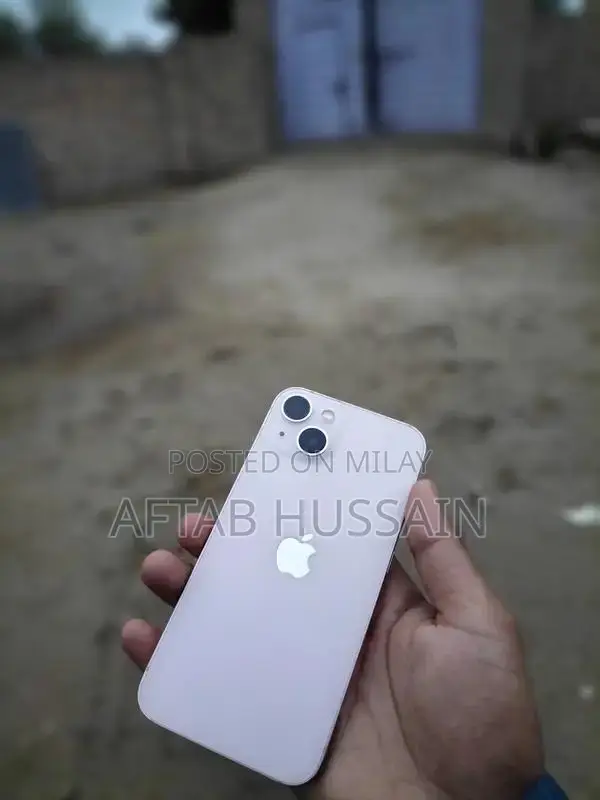 Apple iPhone 13 Smartphone - Rose Color, 128GB Storage