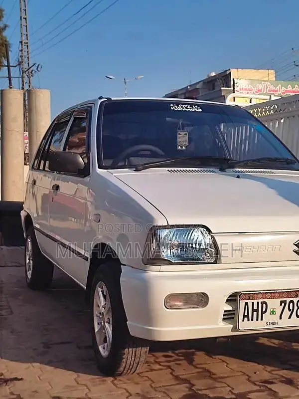 Suzuki Mehran VXR 2005 CNG Sedan - Showroom Condition