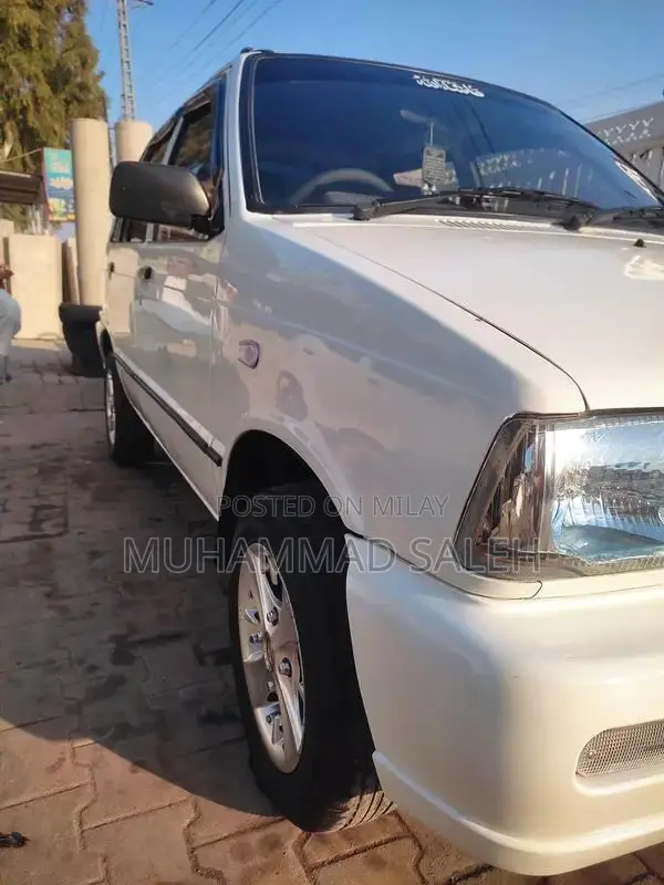 Suzuki Mehran VXR 2005 CNG Sedan - Showroom Condition