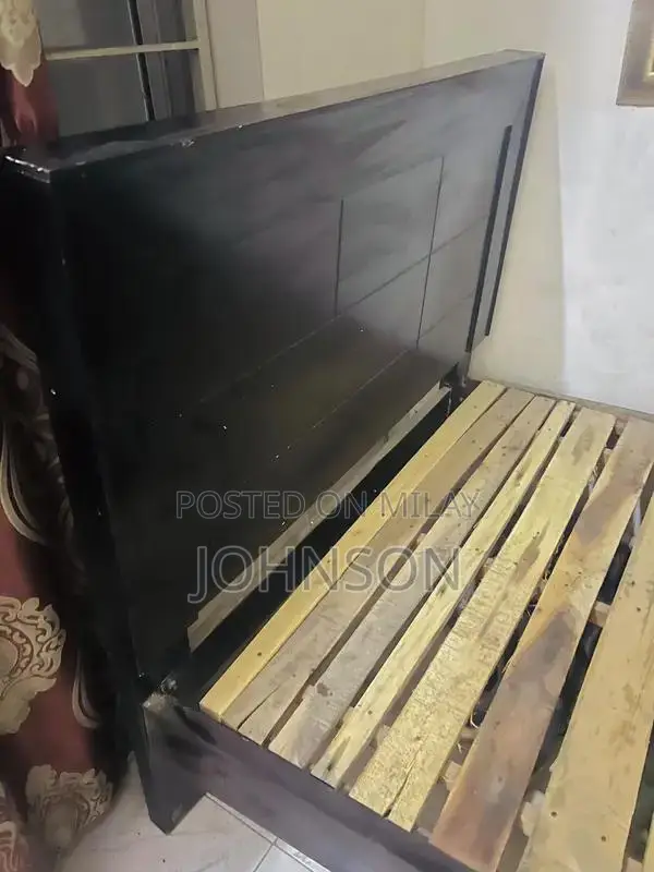 Single Bed Frame - Comfortable and Practical Sleeping Solution