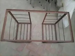 Photo - Heavy-Duty Motorcycle Iron Bike Stand