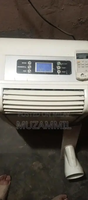 Portable Air Conditioner with Humidifier and Cooling Functions