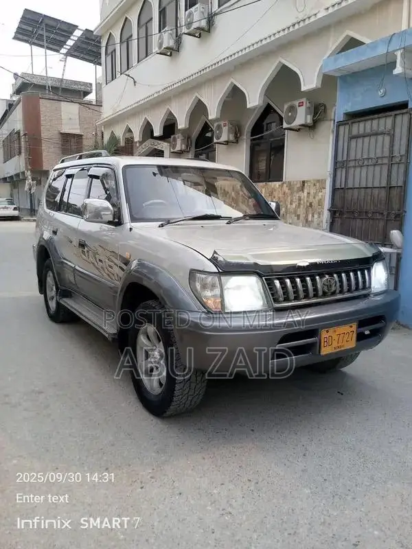 Toyota Land Cruiser Prado 2006 SUV - Low Mileage Condition