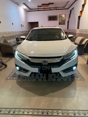 Photo - 2021 Honda Civic - Automatic Transmission Petrol Sedan