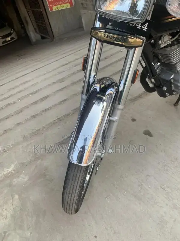 Honda CG 125 Gold Edition Motorcycle