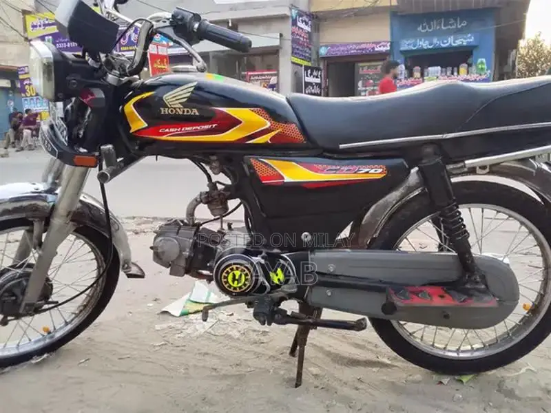 All OK Black Color 2015 Model Vehicle