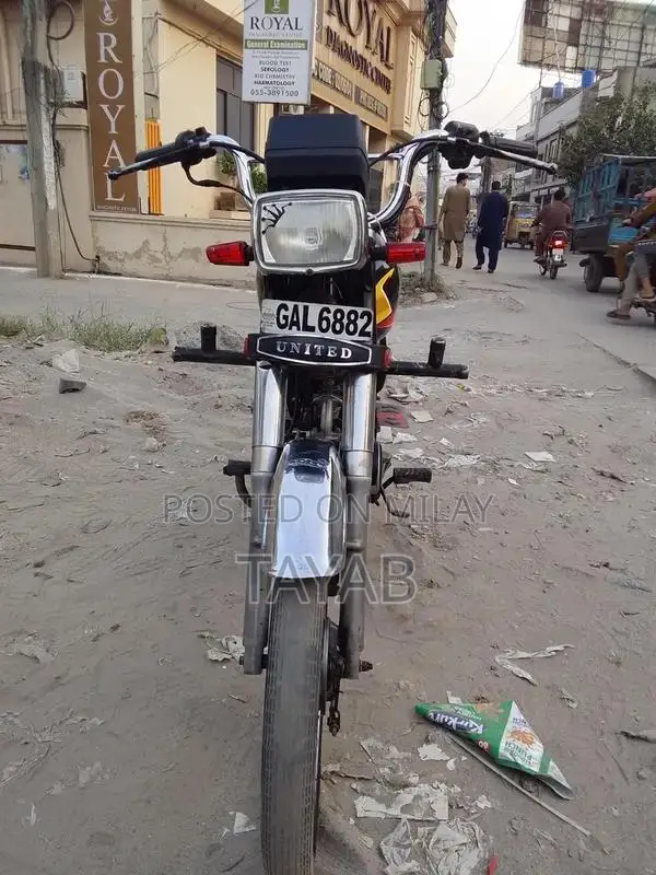 All OK Black Color 2015 Model Vehicle