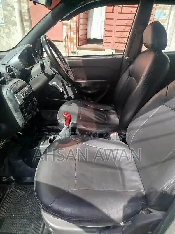 Hyundai Santro Hatchback - Well Maintained Clean Vehicle