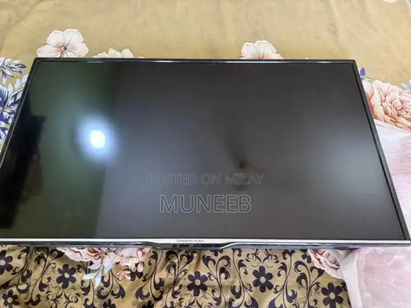 Changhong Ruba LED 40-inch TV with Damaged Panel