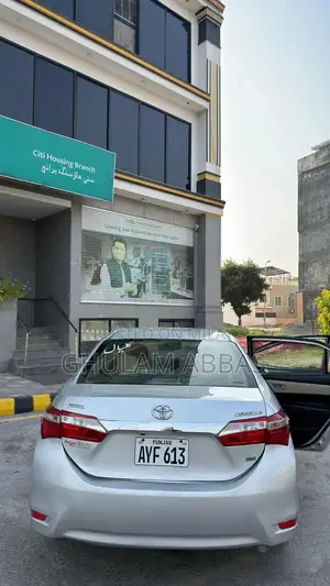 17 Model Sedan Clean Condition Home Used Vehicle