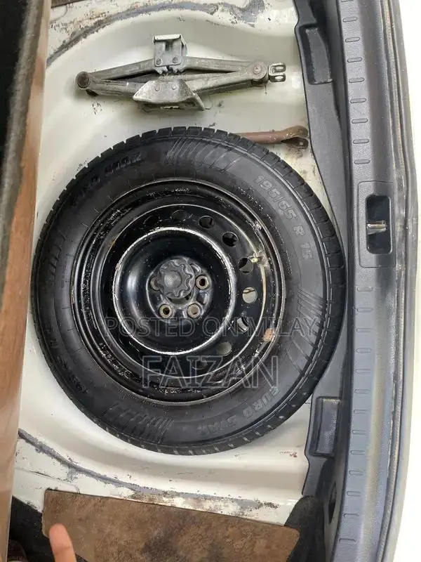 Toyota Corolla XLI 2016 Sedan - Well-Maintained Reliable Vehicle